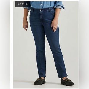 FLEX MOTION STRAIGHT LEG JEAN 28W plus petite